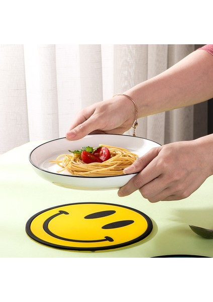 Sarı 9.9 cm Masa Pot Paspaslar Kase Mat Bardak Isı Direnci Placemat Kaymaz Gülümseme Pedleri Yellowtable Dekorasyon Mutfak Aksesuarları (Yurt Dışından) modelleri