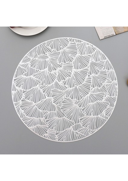 Ginkgo Biloba A Çapı 38CM 4 Adet 6/4pcs Yuvarlak Placemats Restoran Içi Boş Pvc Dekorasyon Yemek Mat Anti-Sıcak Yemek Masası Hattı Mat Biftek Plaka Pedi (Yurt Dışından)