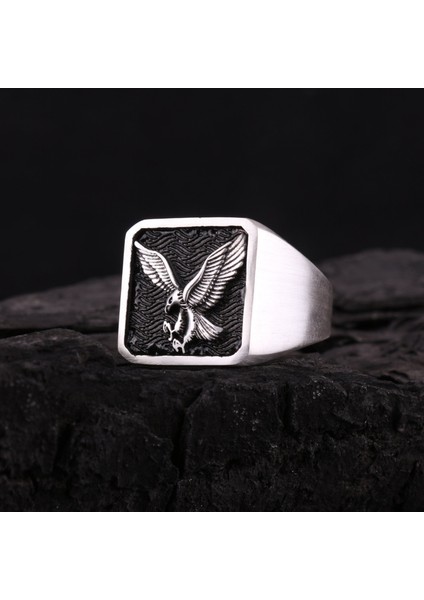 925 Ayar Gümüş Kartal Figürlü Erkek Yüzük indirimleri