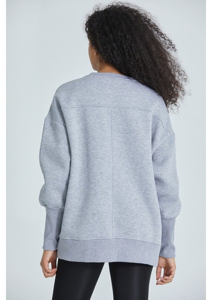 Eteği Yırtmaçlı Basic Sweatshirt