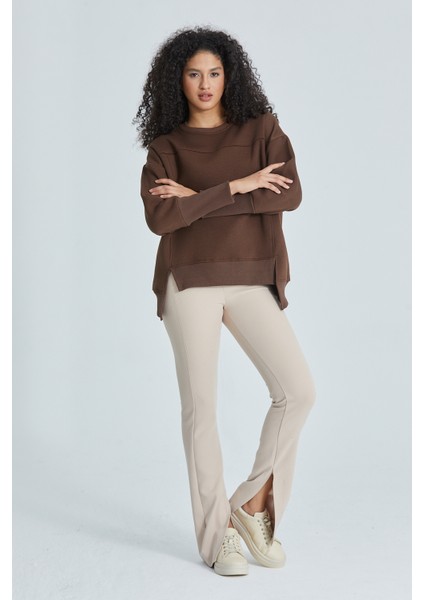 Eteği Yırtmaçlı Basic Sweatshirt