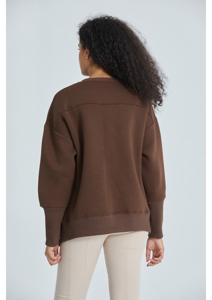 Eteği Yırtmaçlı Basic Sweatshirt