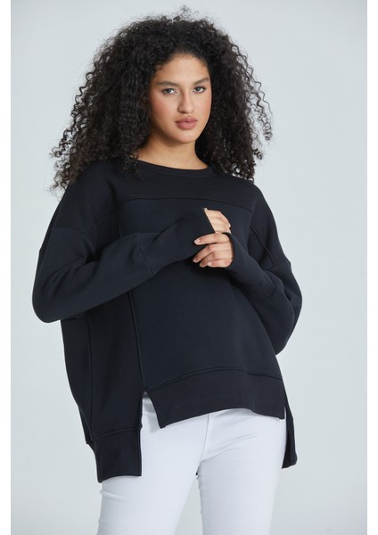 Eteği Yırtmaçlı Basic Sweatshirt
