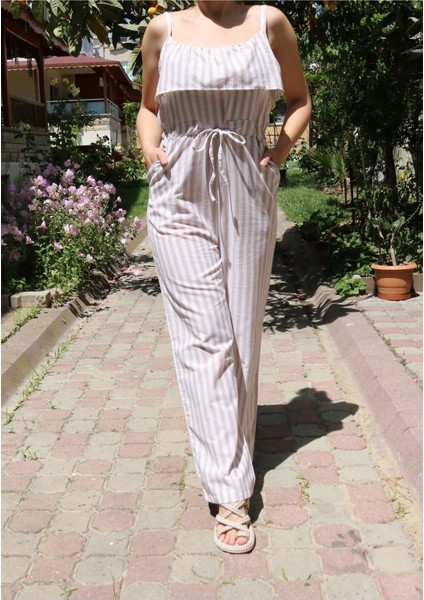 Yaka Detaylı Bel Bağlamalı Tulum