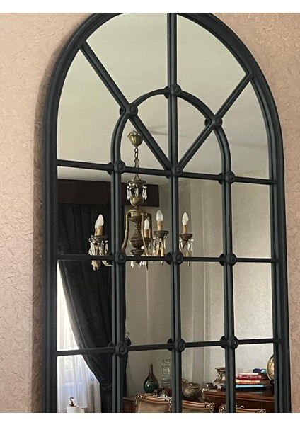 Dekoratif Pencere Görünümlü Duvar Aynası