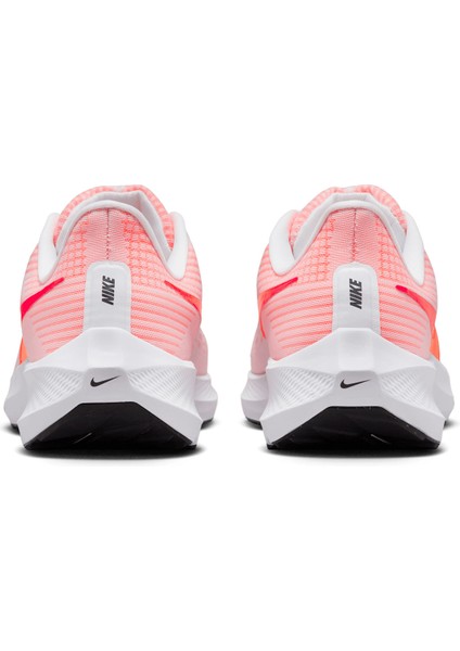 Beyaz Erkek Koşu Ayakkabısı DH4071 102 Nıke Aır Zoom Pegasus 39