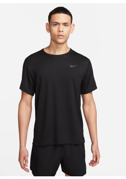 Bisiklet Yaka Düz Siyah Erkek T-Shirt DV9315-010 M Nk Df Uv Mıler Ss