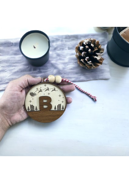 Iskandinav Tarzı B Harfi Yılbaşı Ağaç Süsü, Kişiselleştirilmiş Minimalist Noel Baba Desenli Çam Ağacı Süsü