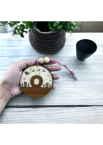 Iskandinav Tarzı O Harfi Yılbaşı Ağaç Süsü, Kişiselleştirilmiş Minimalist Noel Baba Desenli Çam Ağacı Süsü