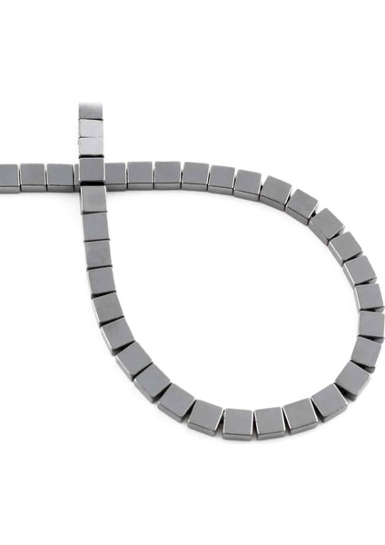 Hematit Doğal Taş Parlak Füme Yassı Kare Kesim 4X4MM Dizi
