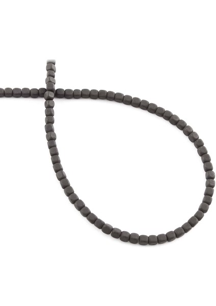 Hematit Doğal Taş Mat Siyah 3X3MM Dizi