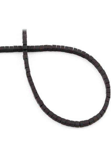 Hematit Doğal Taş Mat Siyah 2X2MM Dizi