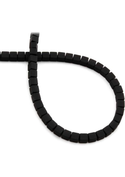 Hematit Doğal Taş Mat Siyah Kare Kesim 4X4MM Dizi