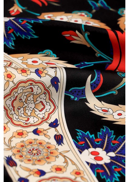 Siyah Ekru Efes Desen Ipek Eşarp modelleri