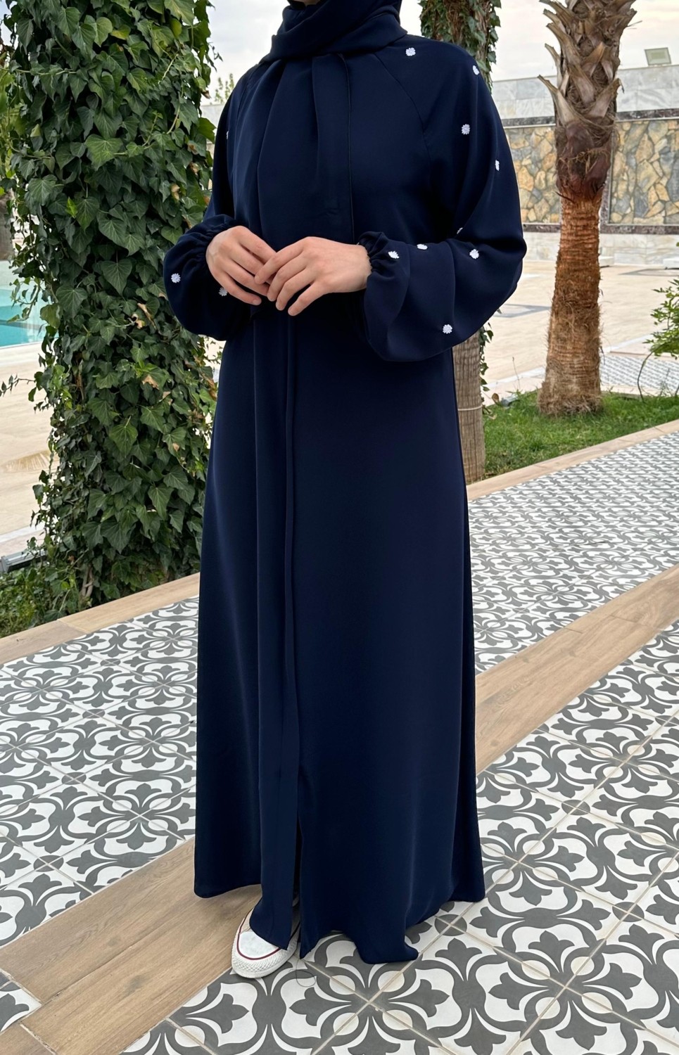 Nakşidil Papatyalı Reglan Kol Ferace