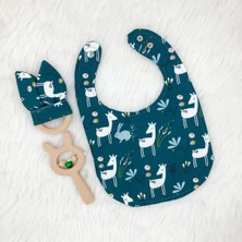 Özene Bezene 3'lü Bebek Hediyelik Takımı (Sıvı Geçirmez Mama Önlüğü,diş Kaşıyıcı, Çıngırak) Model 3