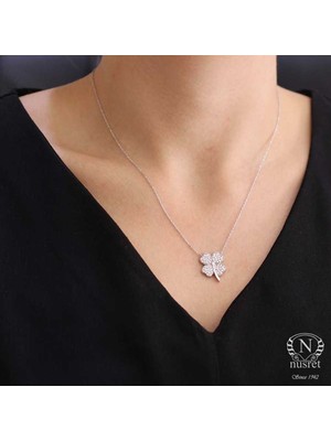 925 Ayar Gümüş Yonca Modeli Kolye