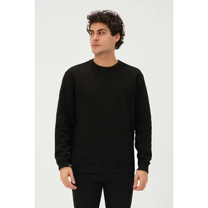 Rejt Nine Erkek Bisiklet Yaka Regular/Standart Fit Içi Pamuklu 3 Iplik Şardonlu Siyah Sweatshirt