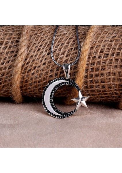 Mikro Taşlı Ayyıldız Model Madalyon 925 Ayar Gümüş Kolye