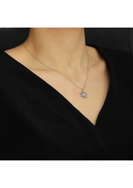 925 Ayar Gümüş Çiçekli Kar Tanesi Kolye, Beyaz Taş fırsatları
