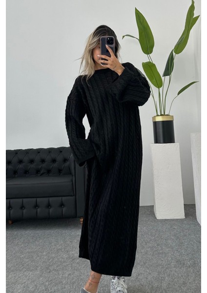 Kadın Siyah Oversize Model Uzun Elbise