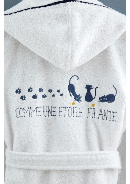 Alexis Beyaz Pamuklu 7-8 Yaş Nakışlı Kapşonlu Çocuk Bornoz fiyatları