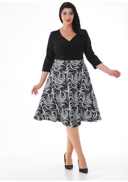 Kadın Kruvaze Yaka Midi Boy Desenli Elbise