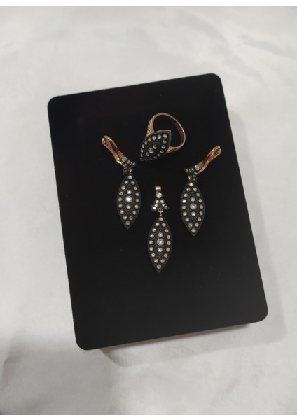 Mekik Elmas Modeli Küpe Kolye Yüzük Gümüş Set Takım