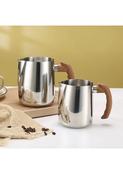 Beyaz 900ML 600/900ML 304 Paslanmaz Çelik Kahve Süt Köpürtme Sürahi Ahşap Tahıl Saplı Süt Köpük Bardak Espresso Can Köpük Can Ev Café (Yurt Dışından) fırsatları