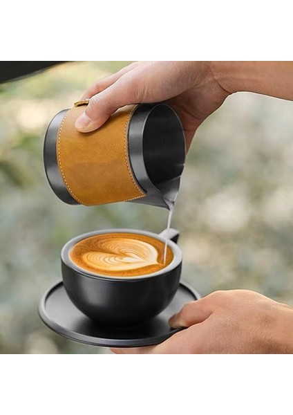 Mavi 450ML 450ML Kahve Latte Bardağı 304 Paslanmaz Çelik Süt Tankı Sivri Ağız Kalınlaşmış Süt Köpüğü Bardak Deri Kılıf Kahve Fincanı Barista Aracı (Yurt Dışından)