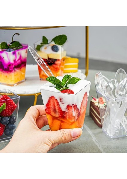 150ML Sert Kapak 50 Adet Kaşıkla 50 Adet Tatlı Bardakları Parti Festivali Için Küçük Plastik Mousse Cup Tek Kullanımlık Tatlı Kapaklı Bardak Puding Dondurma Kabı 150ML (Yurt Dışından)