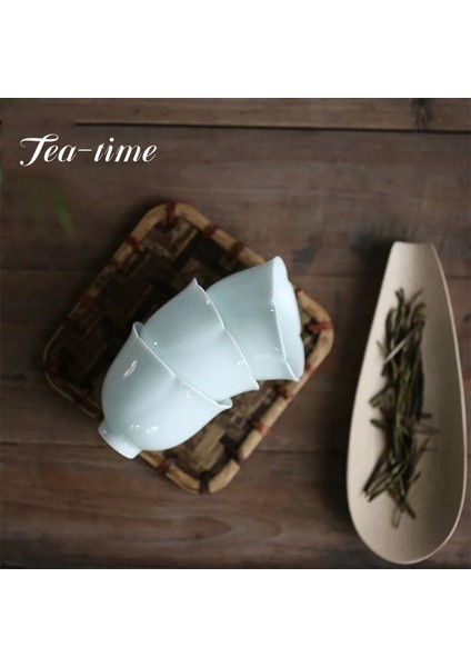 B2-5.4x5.3cm 60ML 2 Adet/grup Beyaz Porselen Çay Fincanı Çiçek Ağız Seramik Meditasyon Fincan Taşınabilir Seyahat Puslu Mavi Çay Kase Puer Master Fincan Çay Seti (Yurt Dışından) fiyatları