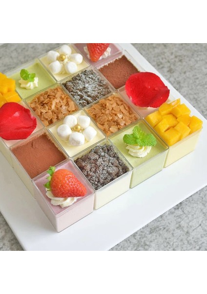 20 Adet Bardak Tatlı Fincan Mus Meze Kapaklı Jöle Kare Yoğurt Kokteyl Tiramisu Mini Puding Kek Şeffaf Gözlük Martini (Yurt Dışından)