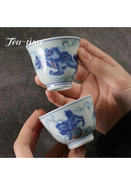 2 Adet 6.2x4.5 cm 50 ml 2 Adet/takım 50 ml Antik Mavi ve Beyaz Seramik Çay Bardağı Retro Uzun Ömür Şeftali Sanat Küçük Usta Fincan Chazhan Ev Kung Fu Çay Seti (Yurt Dışından)