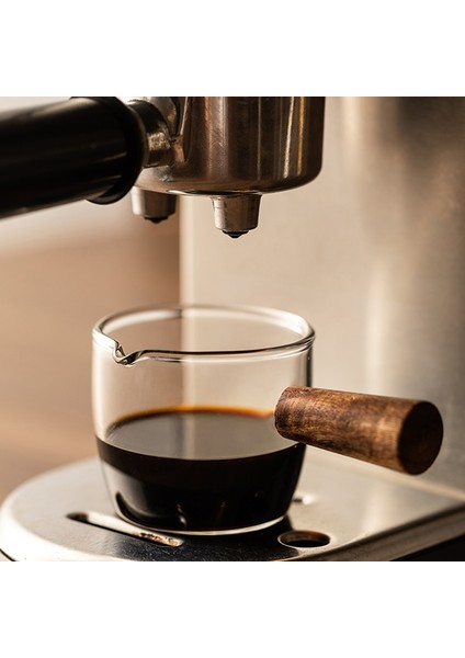 Yeşil Japon Mini Cam Süt Fincanı Ahşap Saplı Süt Köpürtme Sürahileri Kahve Şeker Süt Tenceresi Sivri Ağız Mutfak Kahve Malzemeleri (Yurt Dışından) fiyatları