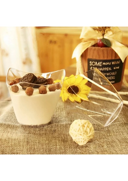 50 Adet 50 Adet 100 ml Tatlı Bardak Plastik Şeffaf Mini Tatlı Puding Mousse Aperatifler Bardak Doğum Günü Partisi Dondurma Fincan Ev Verilen (Yurt Dışından) modelleri