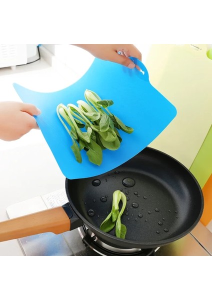 Sarı 39*25 cm Esnek Pp Plastik Kaymaz Asmak Delik Kesme Tahtası Gıda Dilim Kesim Doğrama Tahtası Mutfak Pişirme Araçları Peynir Tahtası (Yurt Dışından) fırsatları