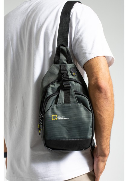 Unisex Keten Kumaş Su Geçirmez Çanta, Çapraz Askılı Omuz ve Göğüs Çantası, Body Bag, Siyah modelleri