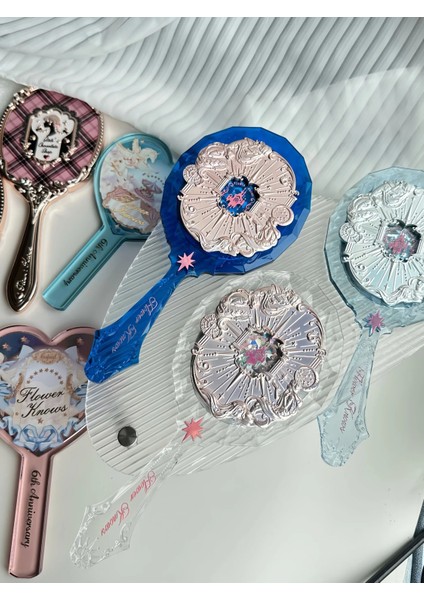 D Çiçek Bilir Çilek Rokoko Dudak Sır El Aynası Makyaj Aracı Taşınabilir Küçük Ayna Taşıma Kolu Ayna (Yurt Dışından) indirimleri