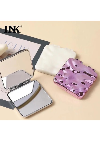 Pic Gösterisi Olarak Taşınabilir Mini Ins Sıvı Şekli Kare Çift Ayna Masaüstü Cep Kozmetik Ayna Makyaj Aynası Seyahat Metalik Güzellik Aynası (Yurt Dışından) fiyatları