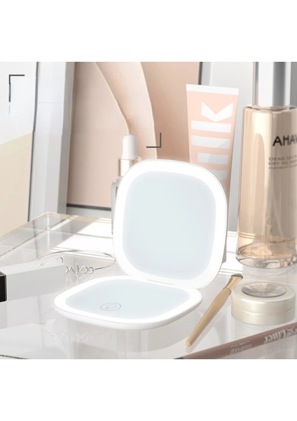 2311 Mini Kompakt LED Makyaj Aynası Işık 5x Büyütmeli Küçük Cep Taşınabilir Seyahat Pembe Siyah Katlanabilir Kozmetik Makyaj Aynaları (Yurt Dışından)