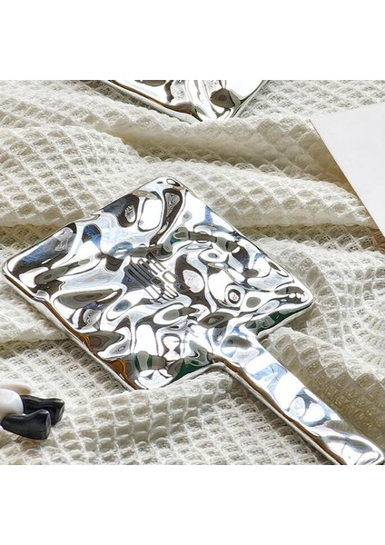 Beyaz Baskı Elektroliz El Makyaj Aynası Ev Ins Cam Çocuk Taşınabilir Retro El Ayna Kolu Ayna (Yurt Dışından) fiyatları