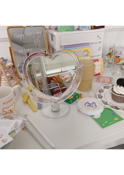 Beyaz Akrilik Çift Taraflı Kalp Şeklinde Makyaj Aynası Dönebilen Masaüstü Standı Masa Kompakt Ayna Dresser 3 Renk (Yurt Dışından) indirimleri