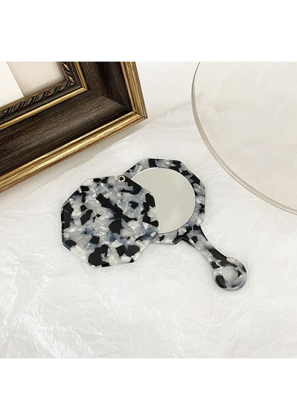 4 Sonbahar Kış Retro Poligon El Küçük Yuvarlak Ayna Asetik Asit Taşınabilir Makyaj Aynası Kadın Kızlar Için (Yurt Dışından) indirimleri