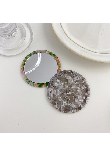 1 Yeni Sonbahar Kış Moda Retro Makyaj Aynası Kızlar Için Sevimli ve Tatlı Tarzı Asetat Makyaj Küçük Ayna (Yurt Dışından) indirimleri