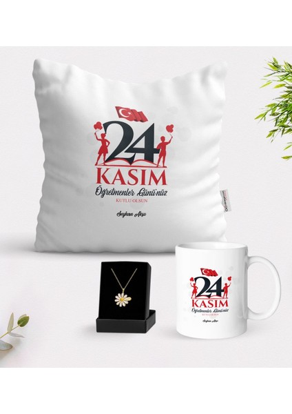 Kişiye Özel Öğretmenler Gününüz Kutlu Olsun Beyaz Kupa Yastık ve Isimli Papatya Kolye Hediye Seti-2