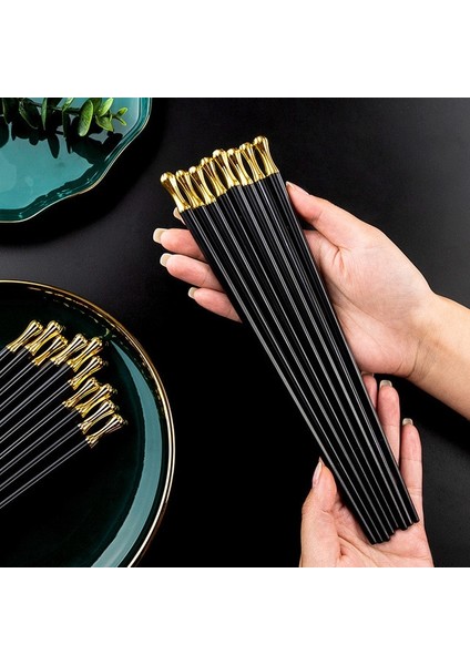 5 Pairs Black2 5 Pair Japon Çubuklarını Yeniden Kullanılabilir Alaşım Kaymaz Suşi Çubuklarını Set Çin Hediye Yeniden Kullanılabilir Çubuklarını Mutfak Sofra Hediye (Yurt Dışından)