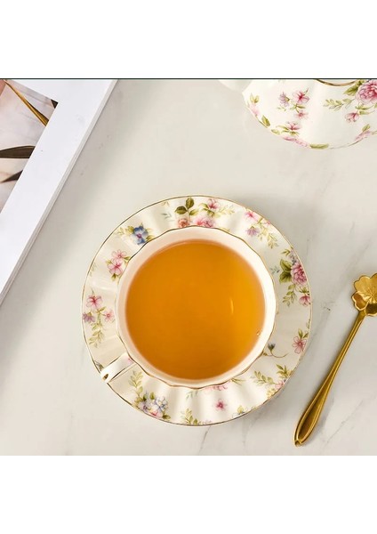 Stil C 400ML 220ML Ldyllic Çiçekler Çay Seti Seramik Kahve Fincanı Takım Elbise Ingiliz Tarzı Yüksek Dereceli Kemik Çini Altın Kenar Çay Bardağı ve Tabağı Kaşıkla (Yurt Dışından)