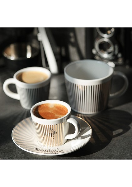 Şerit At 90 ml Ayna Yansıma Kahve Fincanı Yaratıcı At Anamorfik Fincan Sinek Kuşu Kupa Seramik Luycho Kahve Çay Seti Coaster ile 90 ML-220 ml (Yurt Dışından)