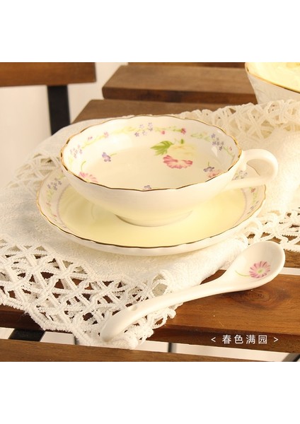 H04 Avrupa Tarzı Çiçek Tasarım Kahve Seti 150 ml Çay Seti Phnom Penh Seramik Kahve Fincanı ve Çay Saati Için Tabak Kemik Çini (Yurt Dışından)